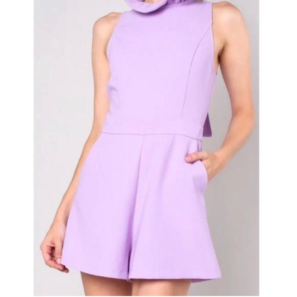 Do + Be Lilac Purple Ruffle Neck Shorts Romper Womens L Tie Bow Back Resort Wear - Picture 2 of 7